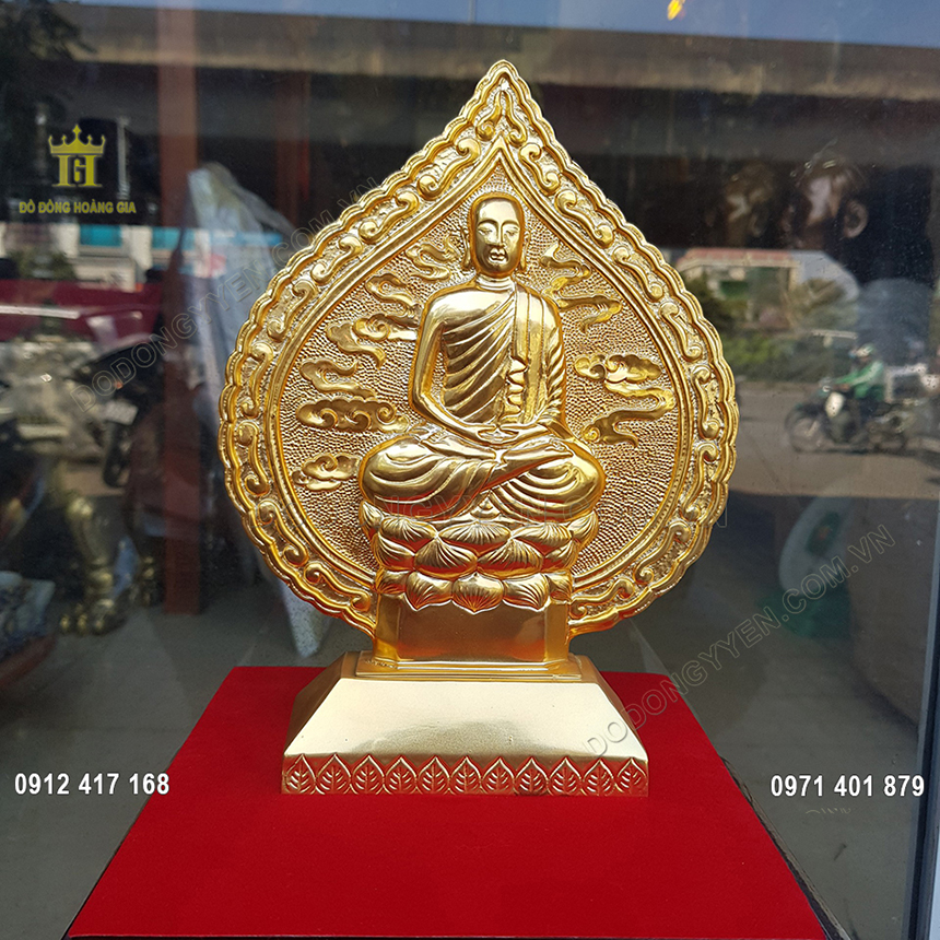 L&aacute; Bồ Đề Phật Ho&agrave;ng Trần Nh&acirc;n T&ocirc;ng Ngồi Đ&agrave;i Sen Bằng Đồng Mạ V&agrave;ng 24K